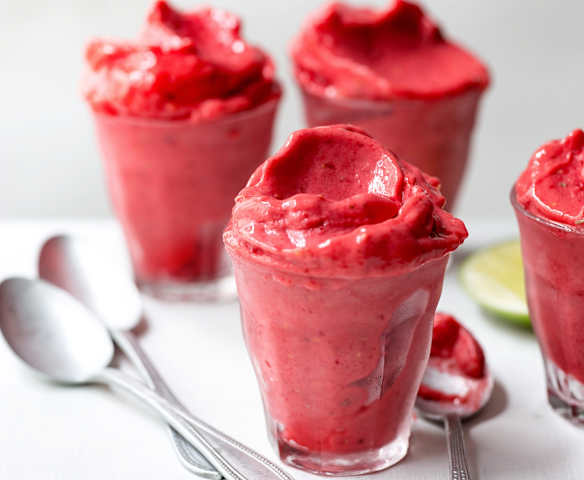 Sorbet framboise, citron vert et romarin