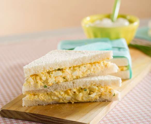 Sándwich de ensalada de huevo
