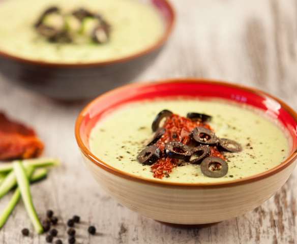 Crema di zucchine e anacardi raw Crema di zucchine e anacardi raw