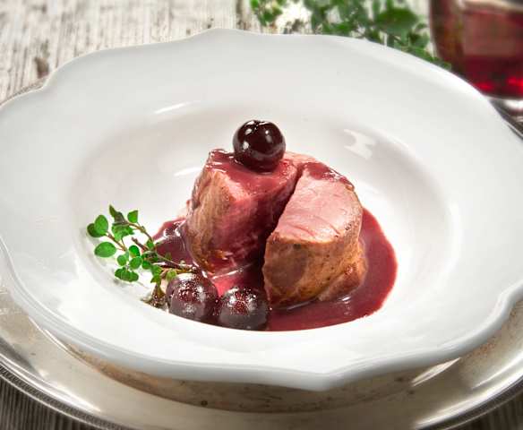 Vepřová panenka s višňovou omáčkou