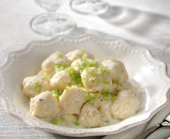 Gnocchi de céleri-rave à la sauce Castelmagno Gnocchi de céleri-rave à la sauce Castelmagno