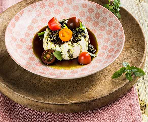 Schafskäseterrine mit Kürbiskernpesto