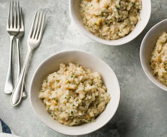 Fontina and Walnut Risotto - Risotto con Fontina e noci
