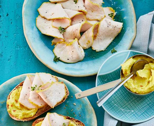 Curry-Putenbrust-Aufschnitt