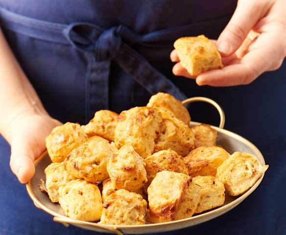 Miniscones au chorizo et au brebis basque