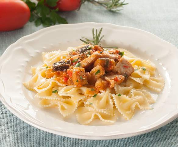 Pasta con berenjena y pez espada Pasta con berenjena y pez espada