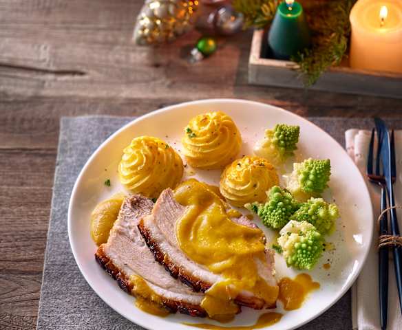 Glasierter Schinkenbraten mit Herzoginkartoffeln und Romanesco