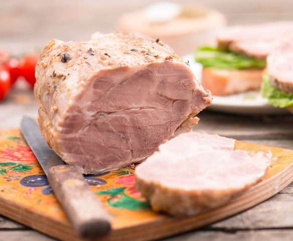 Dušená šunka ve středozemní marinádě