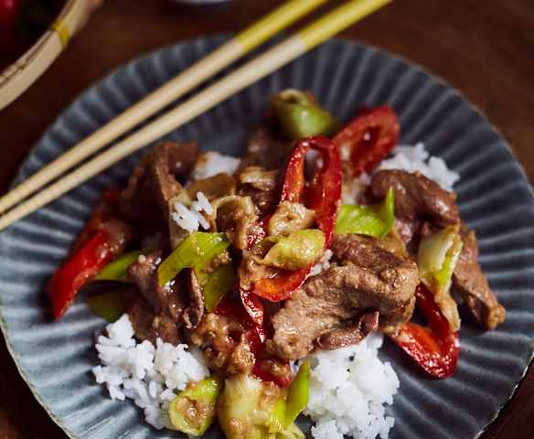 Leber mit Spitzpaprika  (杭椒炒猪肝)