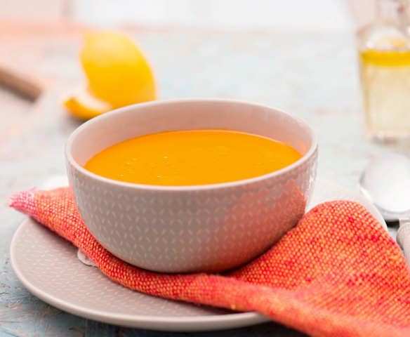 Zupa krem z pieczonej papryki i marchewek