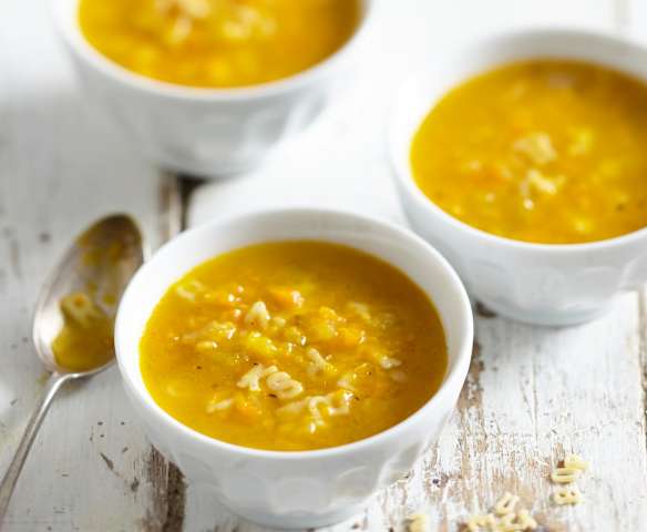 Bouillon aux pâtes alphabet