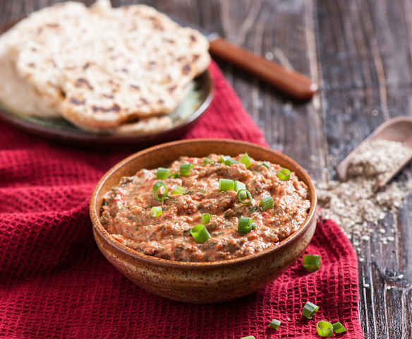 Tuńczykowa pasta z sumakiem