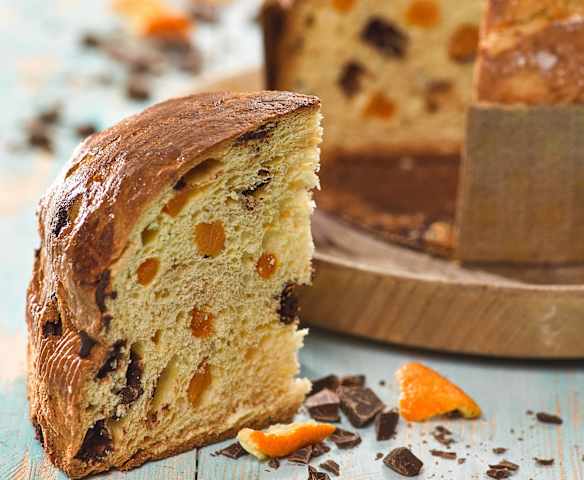 Panettone s čokoládou a pomerančem