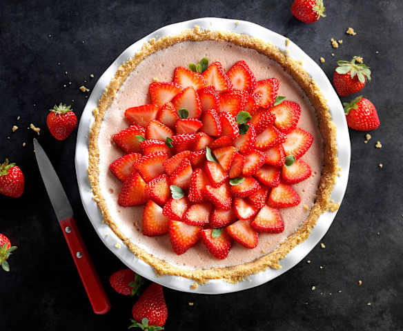 Strawberry Chiffon Pie