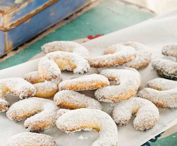 Medias lunas de vainilla y avellanas