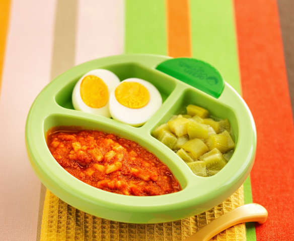 牛肉番茄乌冬面配白煮蛋及丝瓜(13~18个月辅食)