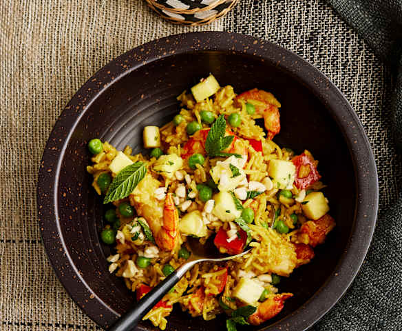 Asiatisches Pilaw mit Garnelen