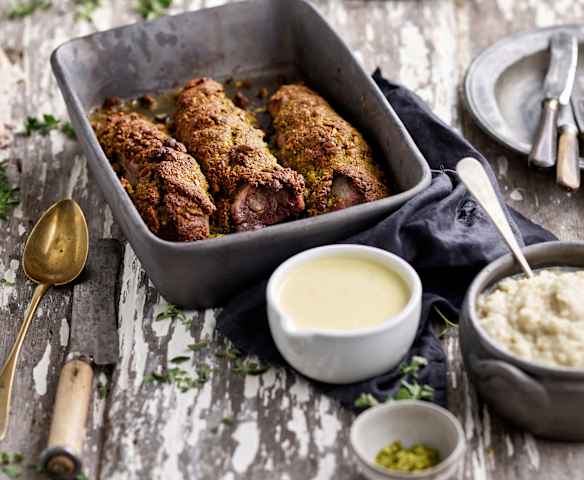 Lombinhos de porco com crosta de pistácio e puré de couve-flor - TM5
