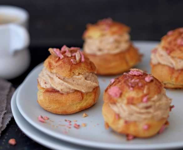 Chouquettes à la crème pralinée