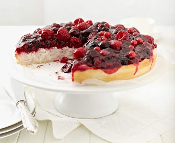 Reistorte mit Roter Grütze