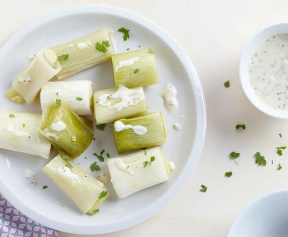 Poireau à la moutarde