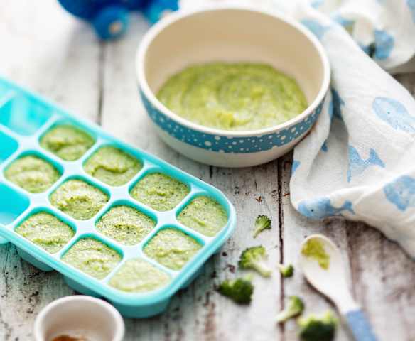Potato and broccoli purée (first foods)