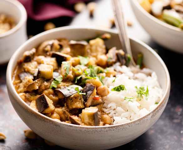 Berenjena vegana al curry de Massaman