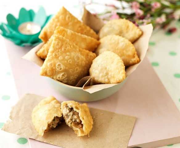 Pastéis de massa tenra de borrego