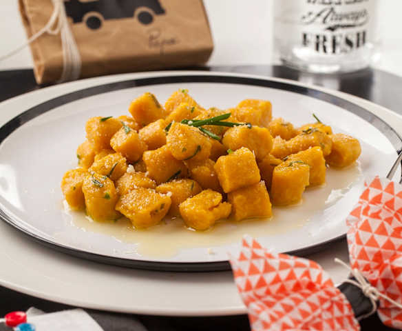 Chicche di carote all'erba cipollina