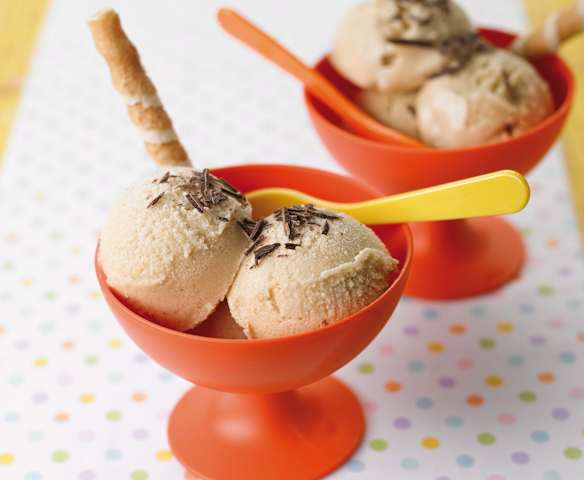 Gelado de banana e pêssego