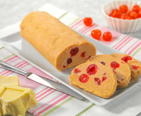 Salame bianco con ciliegie