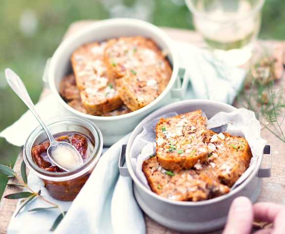 Minicakes tomate confite et roquefort, sans gluten