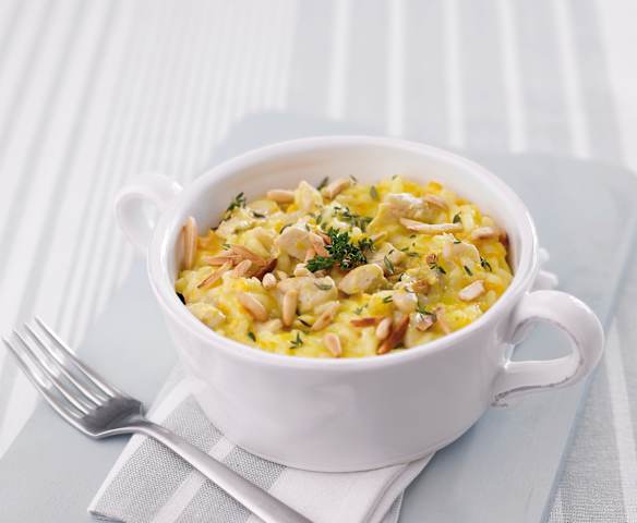 Risoto de frango com frutos secos