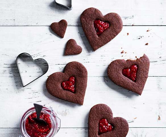 Chocolate spelt biscuits