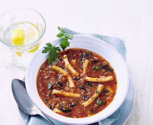 Makkaroni-Hackfleisch-Suppe Makkaroni-Hackfleisch-Suppe