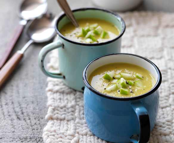 Curried Parsnip and Apple Soup Curried Parsnip and Apple Soup