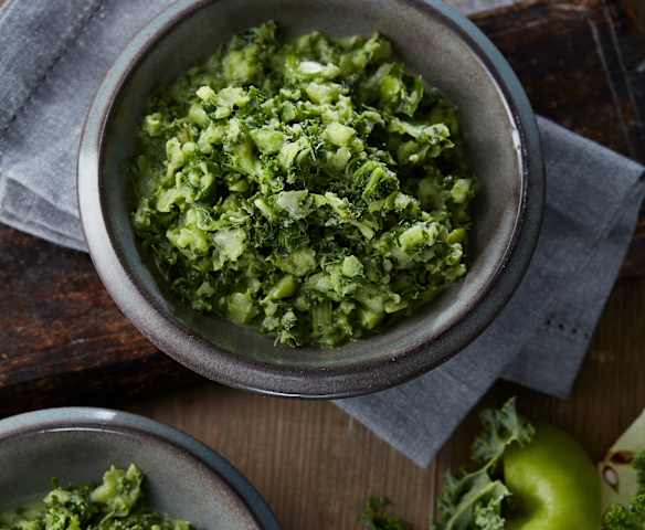 Grünkohl-Apfel-Salat
