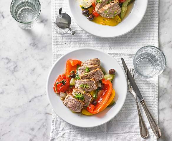 Kalbsfilet mit Antipasti-Gemüse Kalbsfilet mit Antipasti-Gemüse