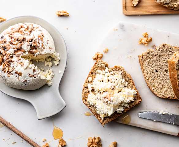 Pan de soda y queso fresco con nueces TM6