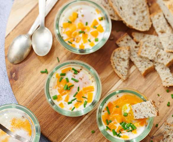 Œufs cocotte à la mimolette et aux champignons