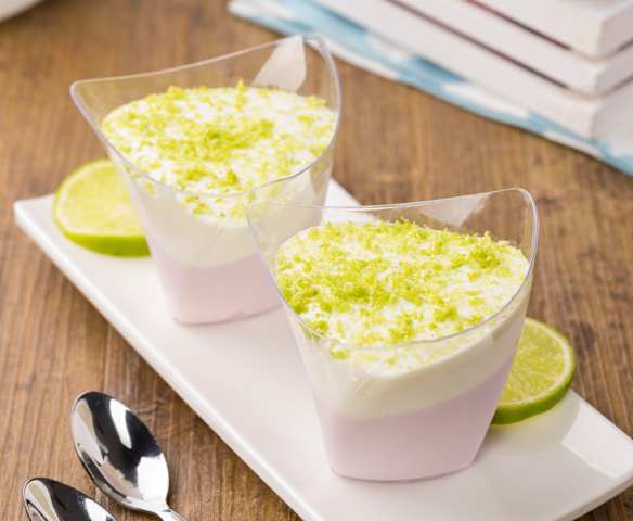 Mousse al lime con cremoso alle fragole