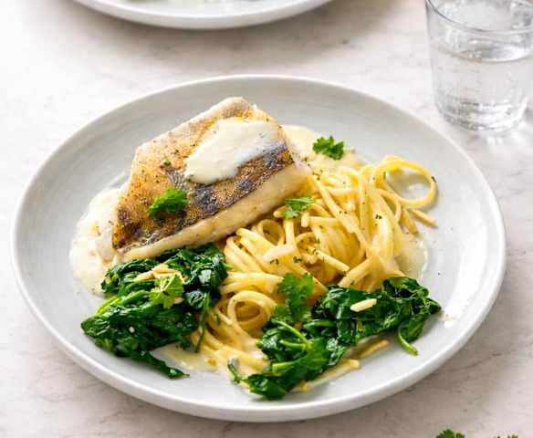 Snoekbaars met Spinazie, Linguine en Beurre Blanc Saus