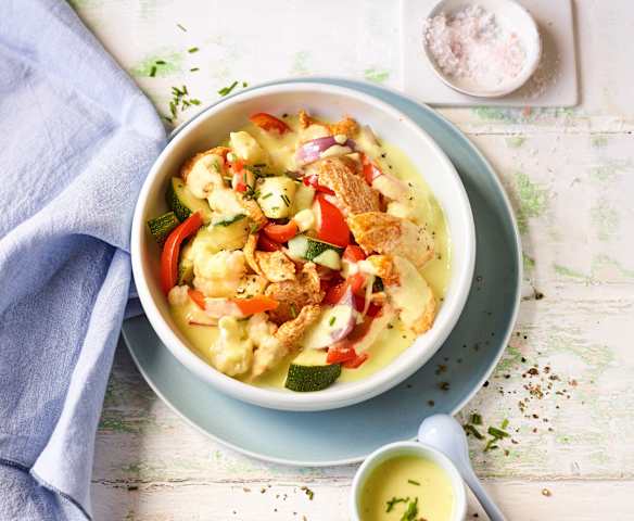 Hähnchen-Gemüse mit Currysauce