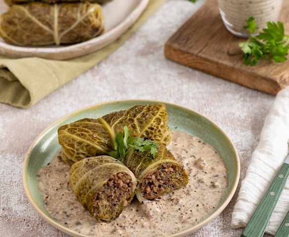 Gołąbki z kaszą i grzybami; Sos grzybowy