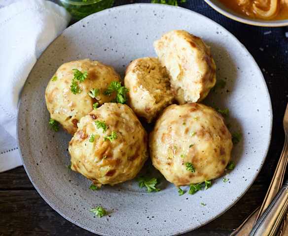 Dumplings con queso cheddar