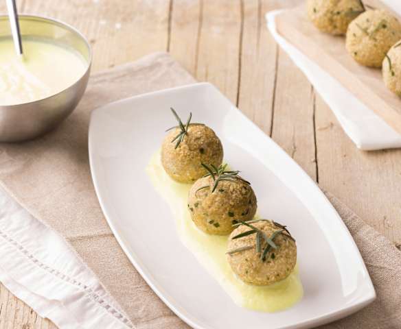 Polpette di pollo in salsa curry