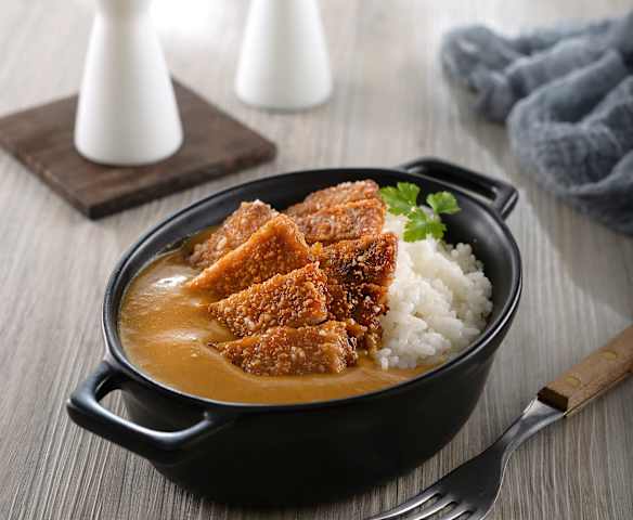 咖哩醬豬排飯