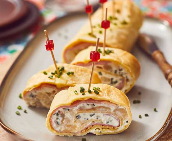 Pfannkuchenschnecken mit Spargel