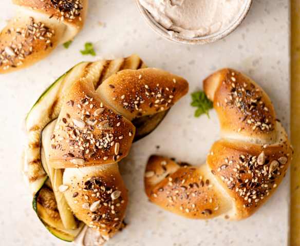 Croissants com mousse de atum Croissants com mousse de atum