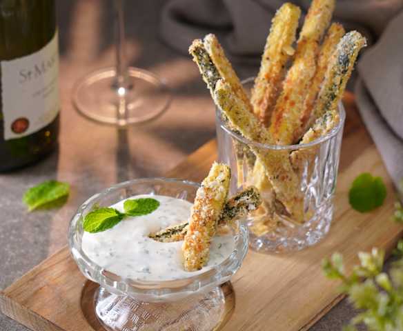 烤起司櫛瓜條佐優格醬